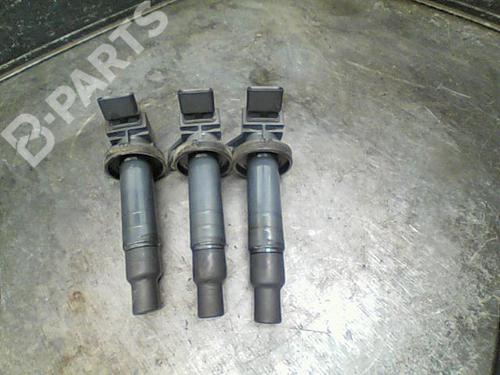 Used Ignition coil PEUGEOT 107 (PM_, PN_) 1.0 (68 hp) 10758476