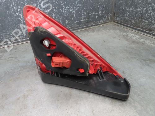 left-tailgate-light-peugeot-3008-i-mpv-0u_-20-hdi-150-bluehdi-150-6350he-2009-2010-2011-2012-2013-2014-2015-2016-2017-17551903 main image