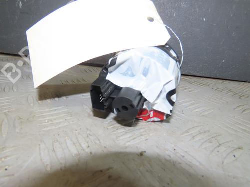 Used Headlight switch SEAT ATECA (KH7, KHP) 2.0 TDI (150 hp) 32432847