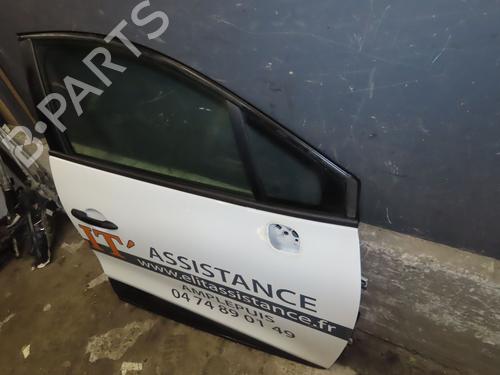 Used Right front door RENAULT CLIO IV (BH_) 1.5 dCi 75 (75 hp) 26015069