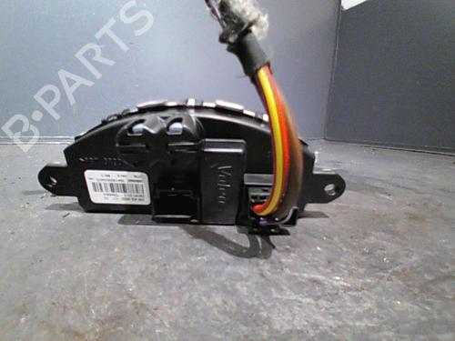 Varmeblæsermodstand VW TIGUAN (AD1, AX1) 2.0 TDI (150 hp) 11677014