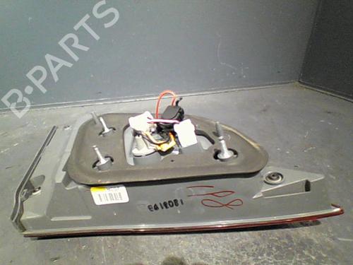 right-tailgate-light-hyundai-i40-i-vf-17-crdi-924203z300-2012-2013-2014-2015-2016-2017-2018-2019-10768399 main image