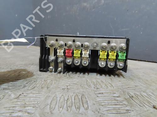 Used Fuse box VW PASSAT B7 Variant (365) 2.0 TDI (140 hp) 28711276