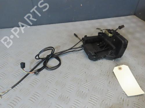 Front left lock MERCEDES-BENZ C-CLASS (W203) C 220 CDI (203.008) | BP21073893C98 