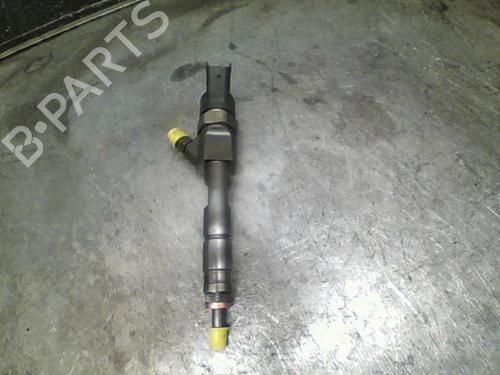 injector-renault-megane-ii-bm01_-cm01_-19-dci-bm0g-cm0g-8200100272-2001-2002-2003-2004-2005-2006-2007-2008-2009-2010-2011-2012-12234493 main image