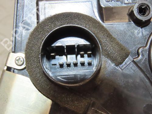 Used Front left lock SUZUKI SWIFT III (MZ, EZ) 1.3 (RS413, ZC11S) (92 hp) 26226981