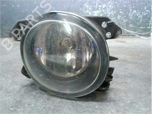 Used Right front fog light Right front fog light MERCEDES-BENZ B-CLASS Sports Tourer (W245) B 180 CDI (245.207) (109 hp) 15770898 15770898