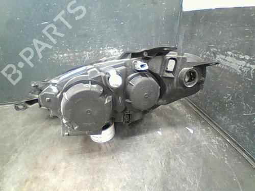 Used Right headlight PEUGEOT 807 (EB_) 2.0 HDi (109 hp) 10767940