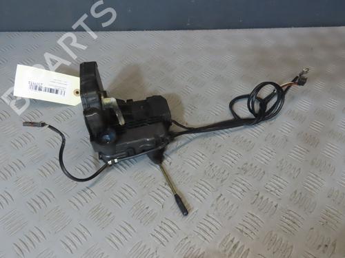 Vergrendeling links voor MERCEDES-BENZ C-CLASS (W203) C 220 CDI (203.008) (150 hp) 21073893