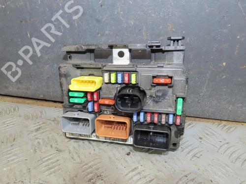 Fuse box CITROËN C3 II (SC_) 1.2 VTi 82 | BP38313308E1 - Image 2