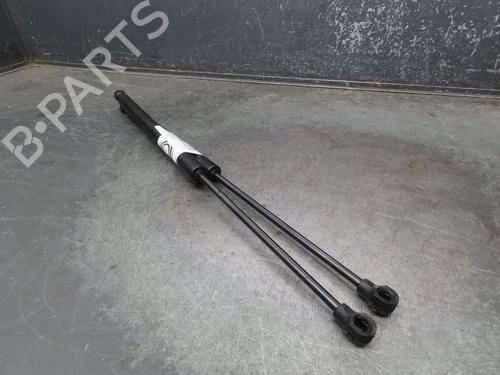 Used Tailgate lift support Tailgate lift support PEUGEOT 308 II (LB_, LP_, LW_, LH_, L3_) 1.5 BlueHDi 130 (131 hp) 17857325 17857325