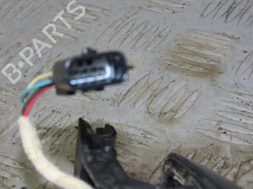 front-left-exterior-door-handle-renault-megane-iv-grandtour-k9amn_-2016-31935023 main image