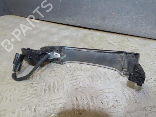 Used Front left exterior door handle Front left exterior door handle 37185757 37185757