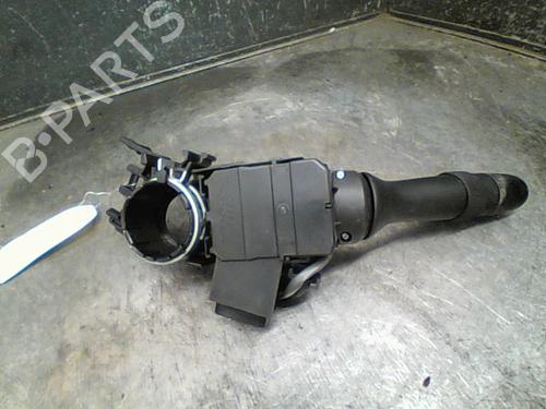 Used Steering column stalk TOYOTA YARIS (_P13_) 1.4 D (NLP130_, NLP130) (90 hp) 10762148