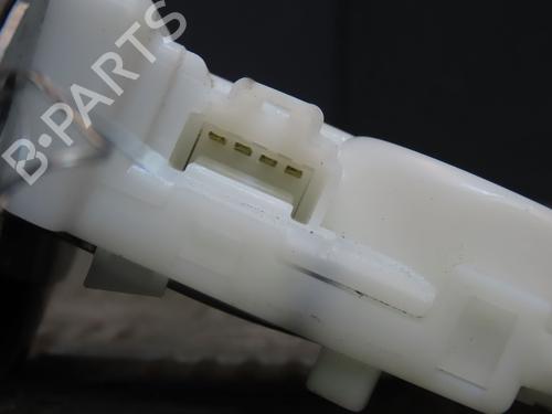 Used Tailgate lock NISSAN JUKE (F15) 1.2 DIG-T (115 hp) 27438404