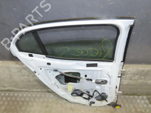left-rear-door-renault-megane-iv-hatchback-b9amn_-2015-37163252 main image