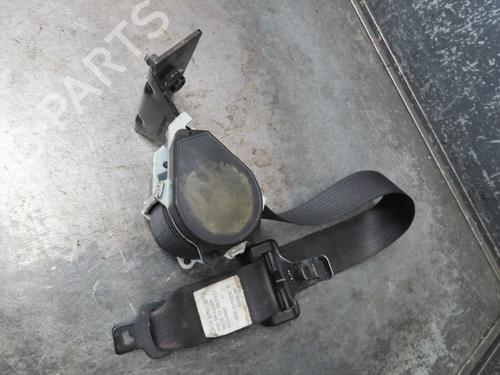 Sikkerhetsbelte bak i midten ISUZU D-MAX I (TFR, TFS) 2.5 DiTD 4x4 (TFS86_) (136 hp) 17037237