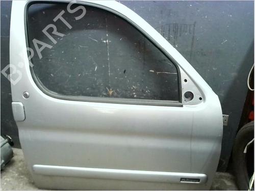 Puerta delantera derecha CITROËN BERLINGO / BERLINGO FIRST MPV (MF_, GJK_, GFK_) 2.0 HDI 90 (MFRHY) (90 hp) 9839318180