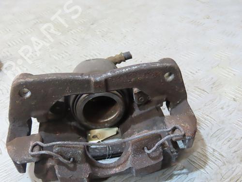 right-front-brake-caliper-toyota-yaris-_p9_-2005-2006-2007-2008-2009-2010-2011-2012-2013-2014-26534575 main image