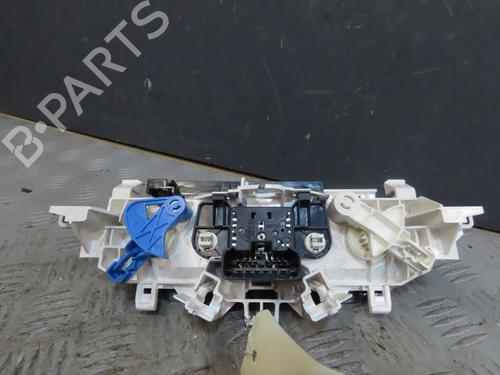 Used Climate control RENAULT TWINGO II (CN0_) 1.2 16V (CN04, CN0B) (75 hp) 29469649