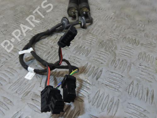 Used Tailgate lift support CITROËN C4 Grand Picasso II (DA_, DE_) 1.6 HDi / BlueHDi 115 (115 hp) 29622560