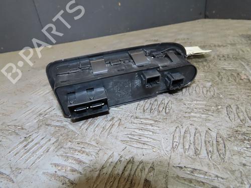 Left front window switch PEUGEOT 308 I (4A_, 4C_) 1.6 16V | BP25207987I27 - Image 2