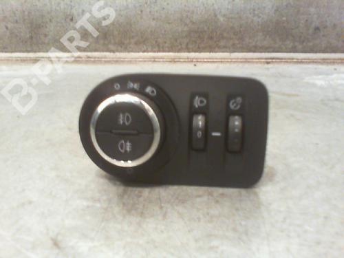 Used Headlight switch OPEL CORSA D (S07) 1.2 (L08, L68) (86 hp) 11211302