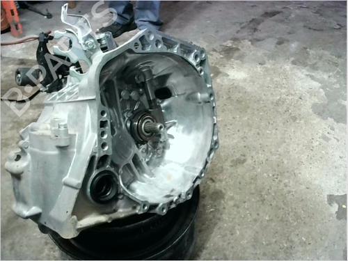 Manuel gearkasse TOYOTA YARIS (_P9_) 1.0 VVT-i (KSP90_) (69 hp) 12241378