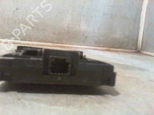 Used Card reader RENAULT MEGANE III Hatchback (BZ0/1_, B3_) 1.5 dCi (86 hp) 23112776
