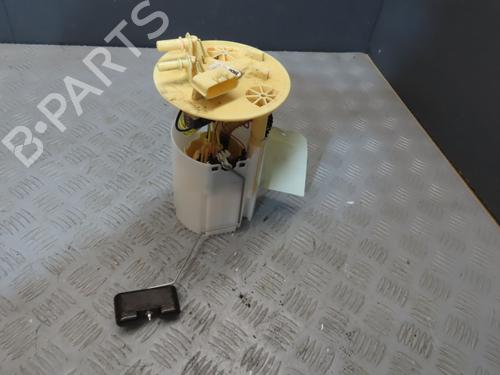 Used Fuel pump RENAULT MEGANE IV Hatchback (B9A/M/N_) [2015-2026]  19141474