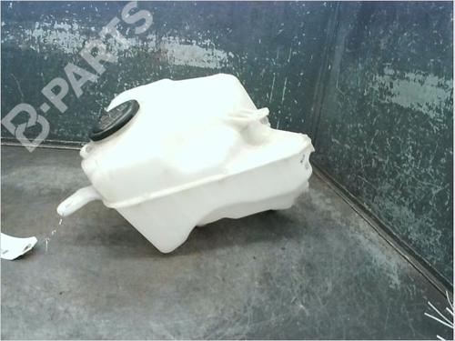 Used Windscreen washer tank TOYOTA PRIUS Liftback (_W2_) 1.5 Hybrid (NHW20_, NHW20R) (112 hp) 11693924