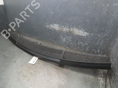 Used Third brake light MERCEDES-BENZ C-CLASS (W204) [2007-2015]  23116749