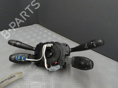Used Steering column stalk PEUGEOT 308 I (4A_, 4C_) 1.6 HDi (109 hp) 18124089
