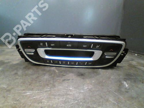 Used Climate control RENAULT MEGANE III Hatchback (BZ0/1_, B3_) 1.5 dCi (106 hp) 11211277