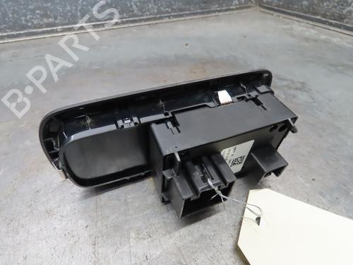 Used Left front window switch FORD FIESTA VI (CB1, CCN) 1.4 TDCi (70 hp) 17551882