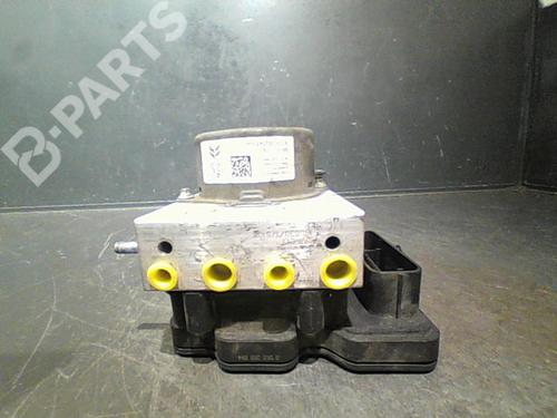 Used ABS pump ABS pump PEUGEOT 308 II (LB_, LP_, LW_, LH_, L3_) 1.6 HDi 100 (99 hp) 10760854 10760854