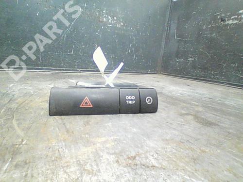 Comutador / Botão 4 piscas TOYOTA PRIUS Liftback (_W2_) 1.5 Hybrid (NHW20_) (112 hp) 10761718