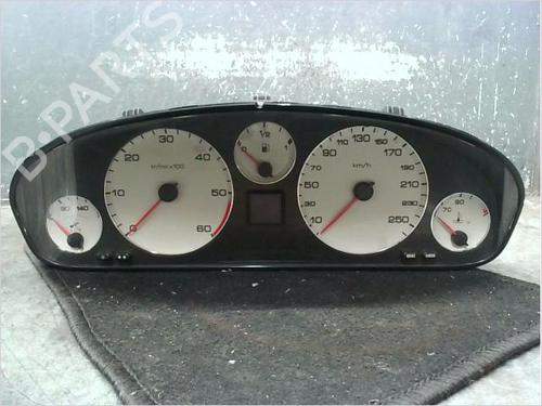 Used Instrument cluster PEUGEOT 607 (9D, 9U) 2.2 HDi (133 hp) 14979098