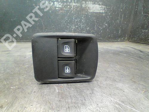 Used Left front window switch Left front window switch DACIA SANDERO II 1.5 Blue dCi 95 (B8JL) (95 hp) 10766084 10766084