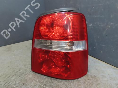Right taillight VW TOURAN (1T1, 1T2) 1.9 TDI | BP28446306C35
