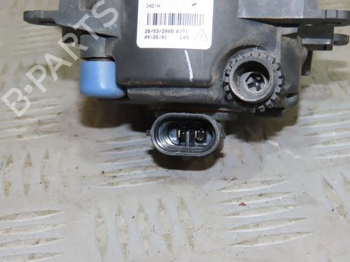 Used Right front fog light RENAULT MEGANE CC (EZ0/1_) 1.9 dCi (EZ0J, EZ1S) (131 hp) 28614617