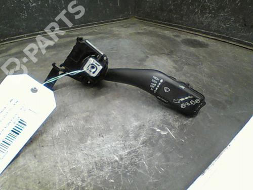 Used Steering column stalk SEAT TOLEDO III (5P2) 1.9 TDI (105 hp) 10762452