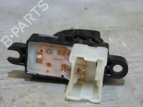 Used Right rear window switch NISSAN QASHQAI II (J11, J11_) 1.5 dCi (110 hp) 30447474