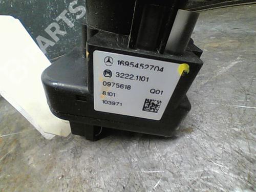 Headlight switch MERCEDES-BENZ B-CLASS Sports Tourer (W245) B 180 CDI (245.207) | BP11738653I24 
