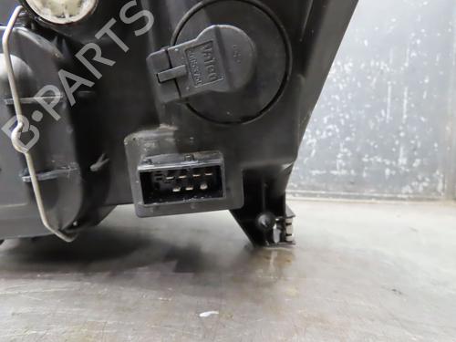 Used Right headlight Right headlight TOYOTA COROLLA (_E12_) 1.6 VVT-i (ZZE121_, ZZE121R) (110 hp) 17469229 17469229