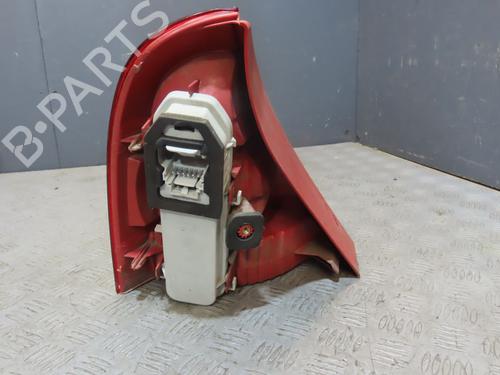 Used Right taillight RENAULT CLIO II (BB_, CB_) 1.2 16V (BB05, BB0W, BB11, BB27, BB2T, BB2U, BB2V, CB05,... (75 hp) 27188528