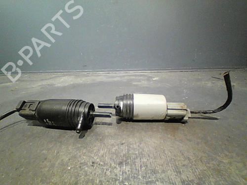 Used Washer pump BMW 1 (E81) 118 d (143 hp) 14873916