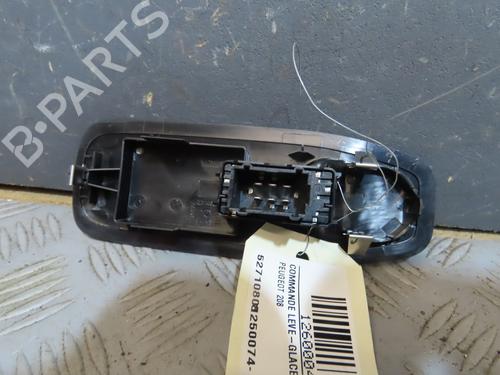 switch-peugeot-208-i-ca_-cc_-2012-2013-2014-2015-2016-2017-2018-2019-2020-2021-31865200 main image