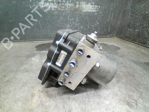 Used ABS pump PEUGEOT 5008 (0U_, 0E_) 1.6 HDi (112 hp) 10761002