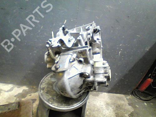 manual-gearbox-peugeot-306-hatchback-7a-7c-n3-n5-19-d-2222se-1993-1994-1995-1996-1997-1998-1999-2000-2001-2002-2003-10759759 main image